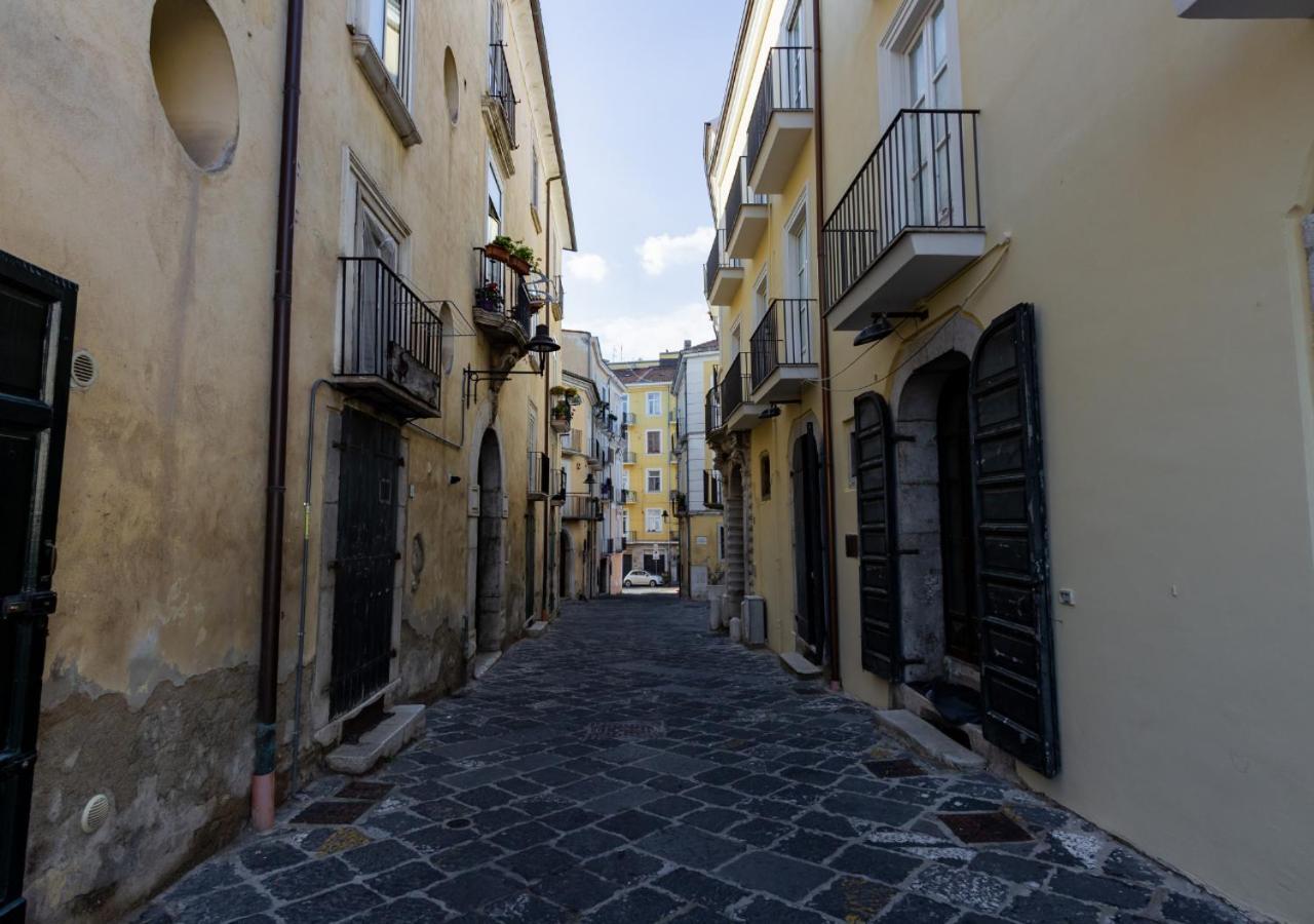 Casa Sofia - Irpinia Apartment Avellino Luaran gambar